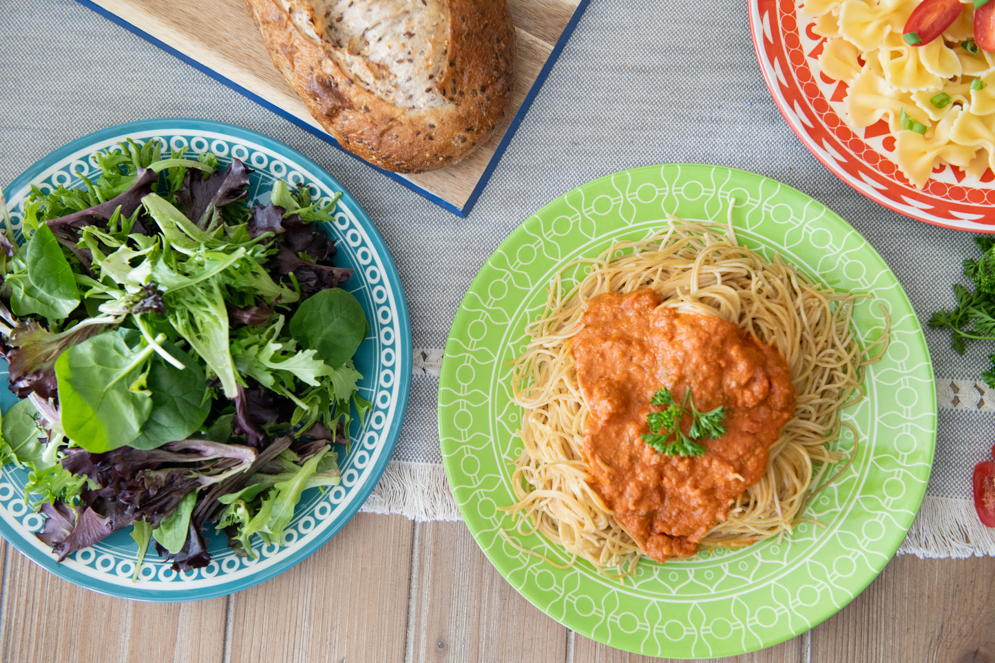 Annovero Colorful Dinner Plates, 10.5 Inch Diameter, Set of 6